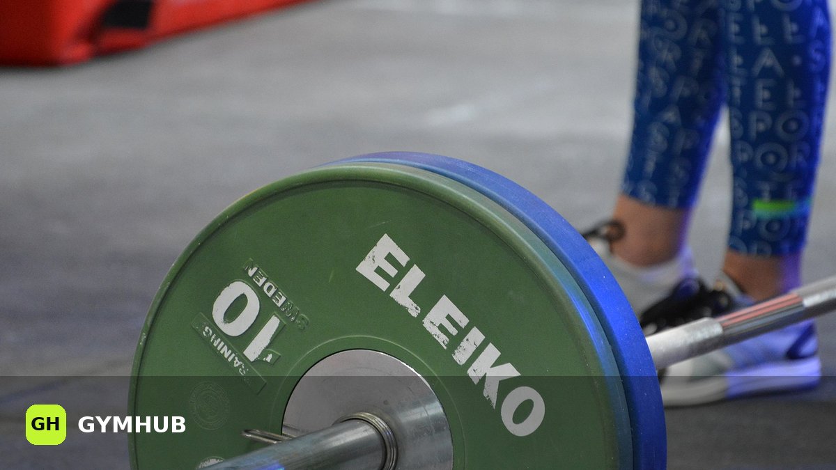 Bench press: technique, grip width and staying safe without a spotter