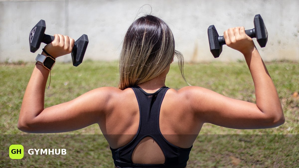 Pelvic Floor and Lifting Weights: Training Without Leaks or Pressure
